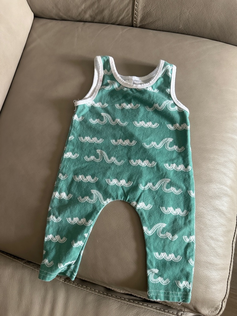 Unbranded Green Wave-Print Sleeveless One-Piece for Kids